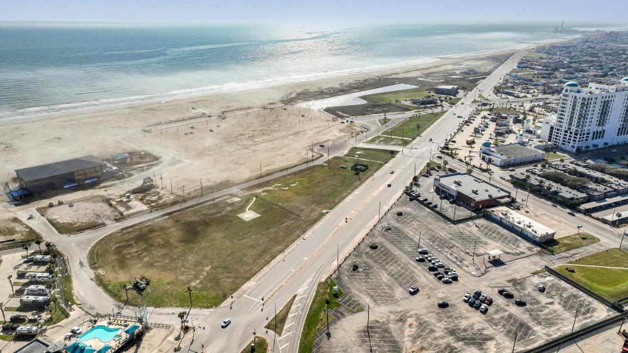 Roaring Tigers Studio Apartment Galveston Exterior photo